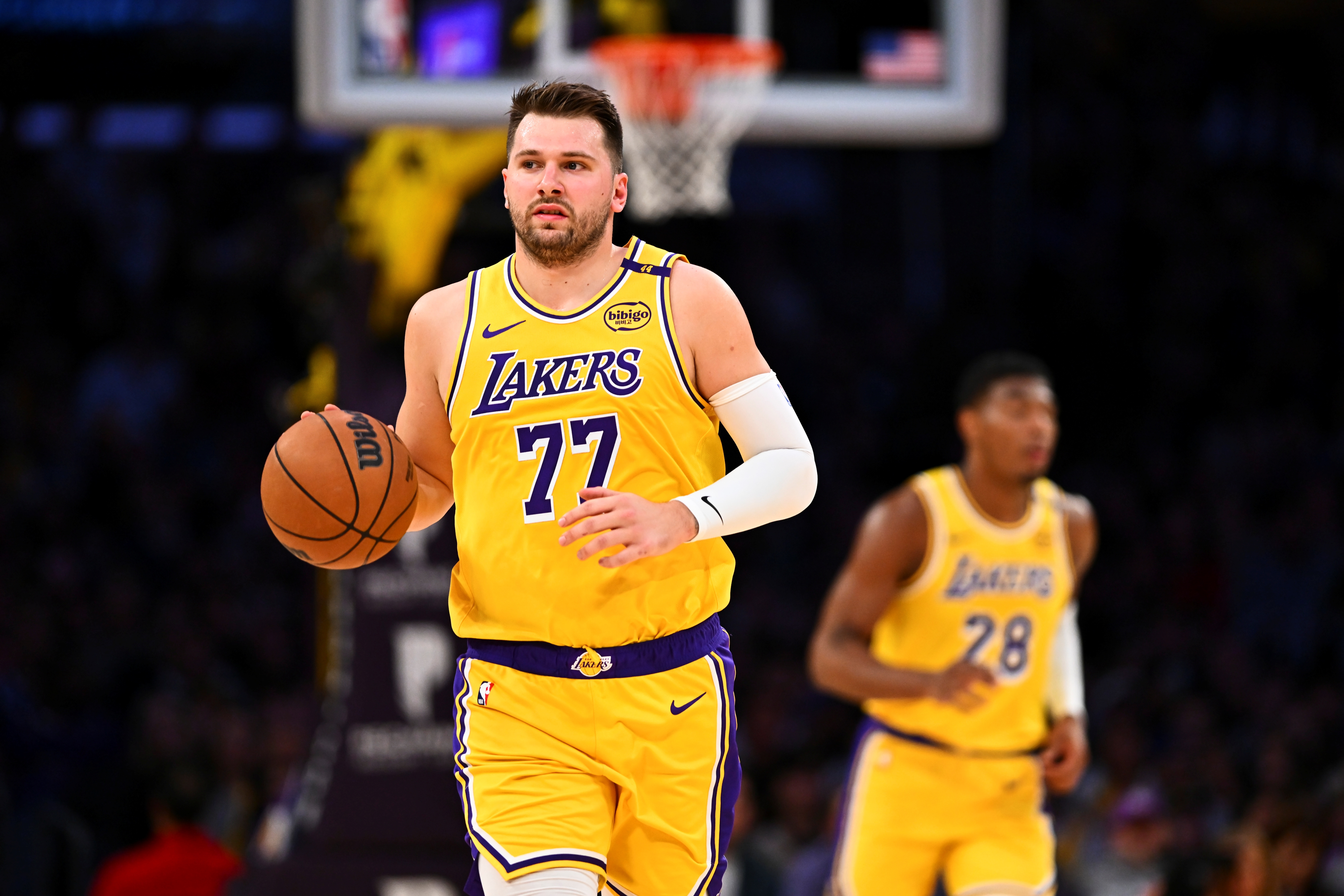 开云体育-雷迪克:第三节一度进攻不畅 东契奇完成精彩进攻&帮我们找回节奏