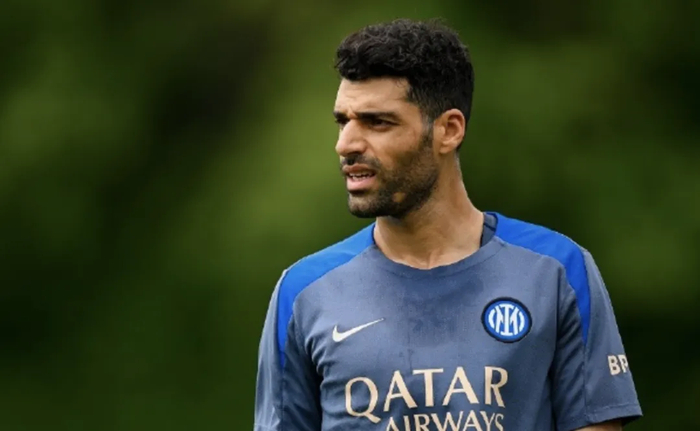 开云官网-战火遮蔽真相,塔雷米的“抉择”让无数网友破防,也让无数网友唏嘘_新浪新闻